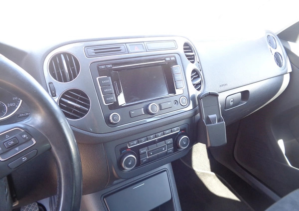 Volkswagen Tiguan cena 56500 przebieg: 223000, rok produkcji 2013 z Swarzędz małe 67